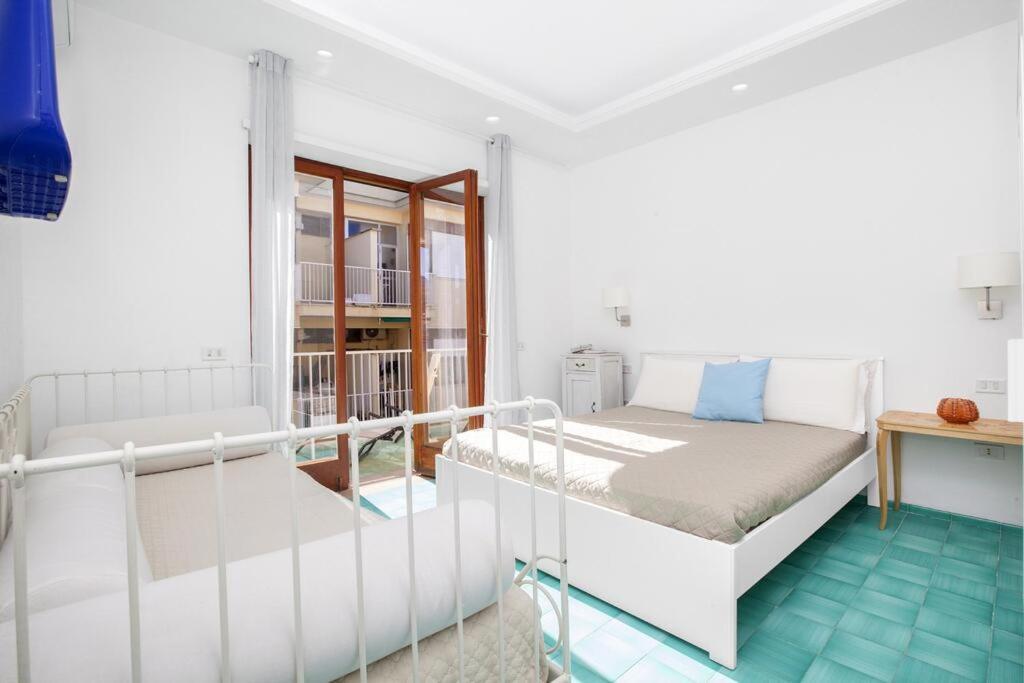 Ferienwohnung Super Attico Vista Mare Con Piscina Sorrent Exterior foto